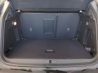 Peugeot 3008 BlueHDi 130 SANDS Allure Pack EAT8 96 kW (130 CV)