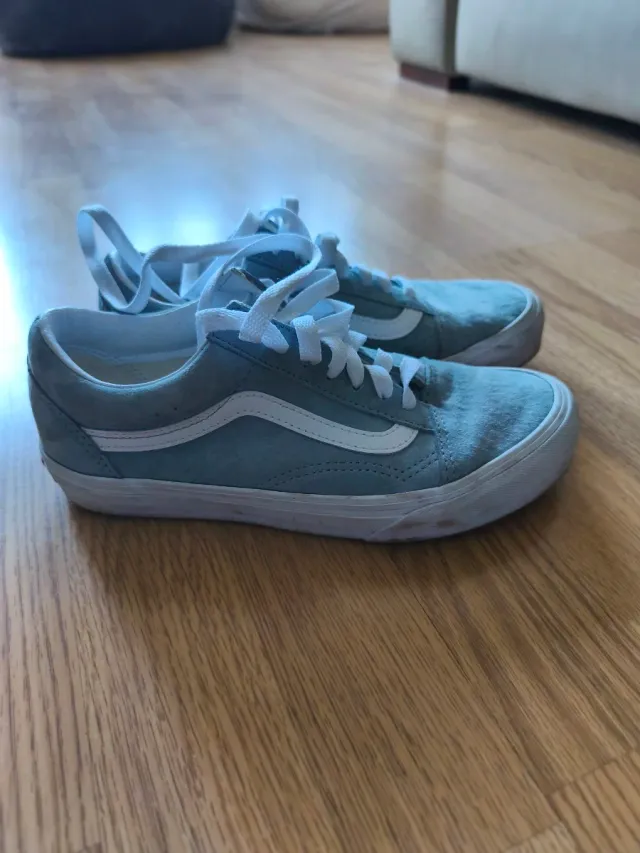 Zapatillas Vans Old Skool Azul/Blanco
Un sólo uso