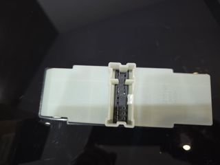 Botonera Elevalunas Renault Koleos 254010801R