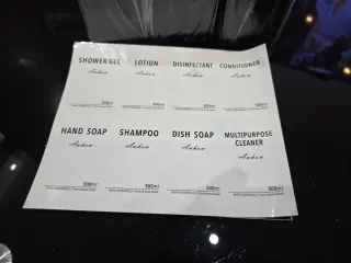 3 Botellas Dispensador Negro