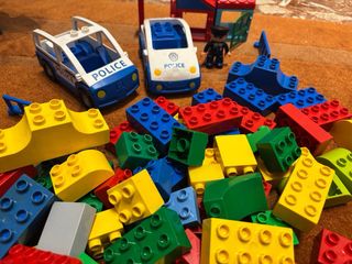 LEGO DUPLO - SET X 80 PEZZI - STAZIONE DI POLIZIA