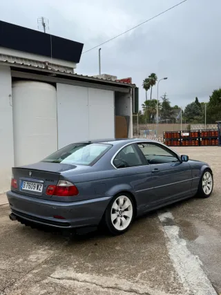 BMW E46 323CI