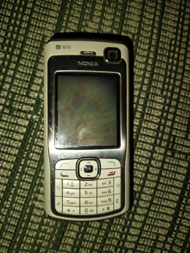 Sony Xperia para piezas
Nokia N70para piezas