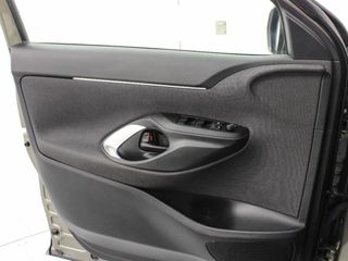 TOYOTA YARIS CROSS 1.5 VVT-I HYBRID ACTIVE PLUS 116 5P