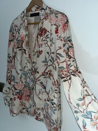 Blazer Zara estampado floral