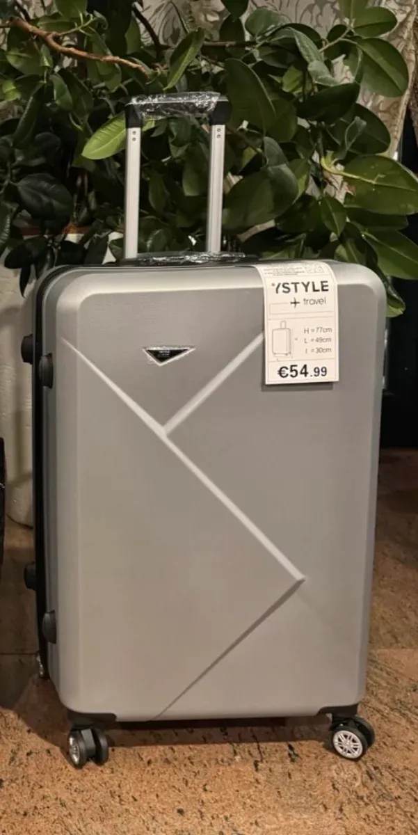 Maleta Grande 75cm Gris - Nueva