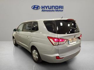 Ssangyong Rodius D22T 178cv Line