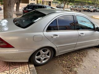 Mercedes-Benz Clase C 2003