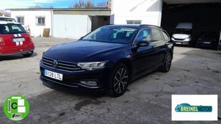 VOLKSWAGEN Passat Variant 2.0 TDI DSG Executive BMT