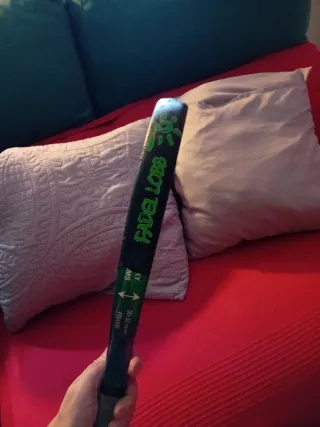 Raqueta de pádel Boomerang con funda