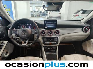 Mercedes-Benz GLA 220 d Urban 130 kW (177 CV)