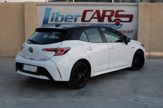 TOYOTA Corolla 1.8 125H ACTIVE TECH E-CVT