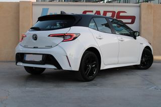 TOYOTA Corolla 1.8 125H ACTIVE TECH E-CVT