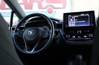 TOYOTA Corolla 1.8 125H ACTIVE TECH E-CVT