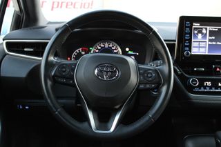 TOYOTA Corolla 1.8 125H ACTIVE TECH E-CVT