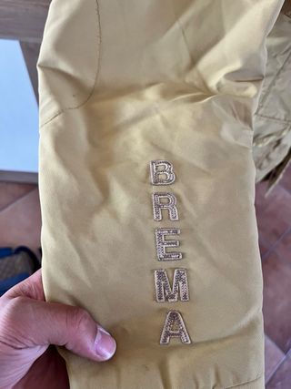 Cappotto Giallo con Cappuccio