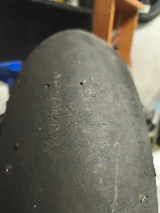 Neumático Slick 100