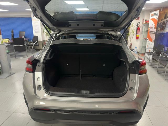 NISSAN Juke DIG-T 6MT N-Connecta