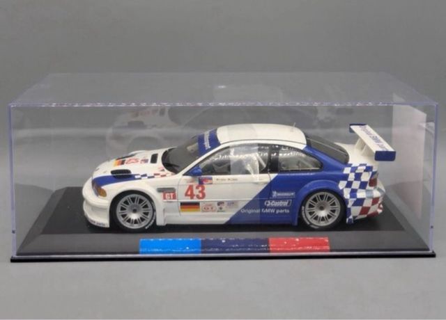 Minichamps BMW M3 E46 GTR Le Mans 1:18 + Vitrina