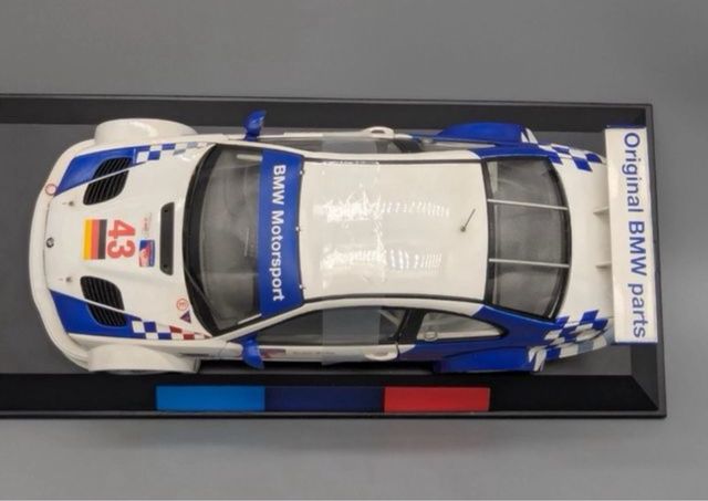 Minichamps BMW M3 E46 GTR Le Mans 1:18 + Vitrina