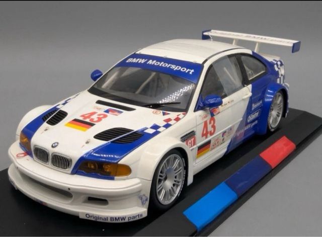 Minichamps BMW M3 E46 GTR Le Mans 1:18 + Vitrina