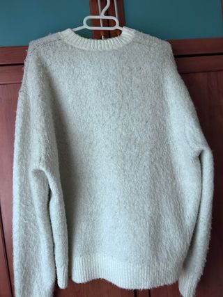 Jersey blanco con araña y telaraña