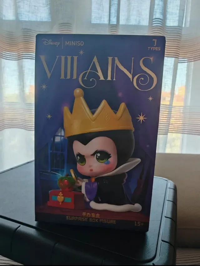 Caja Sorpresa Disney Villanas Miniso