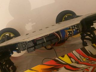 Coche teledirigido 4x4