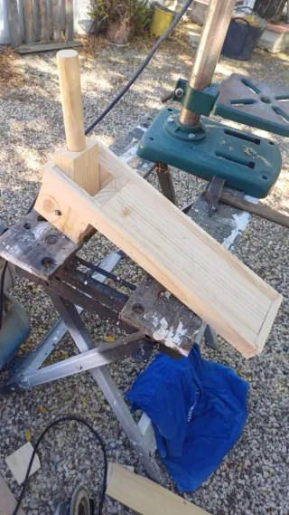 Prensa para aceitunas de madera