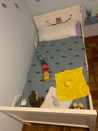 Cama infantil extensible blanca