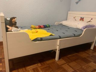 Cama infantil extensible blanca