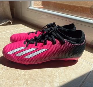 Botas de fútbol Adidas Speedportal rosas y negras