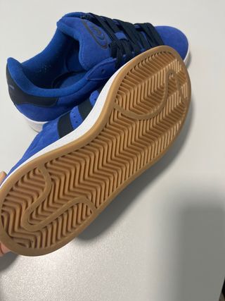 Adidas Bambas Azul y Negro