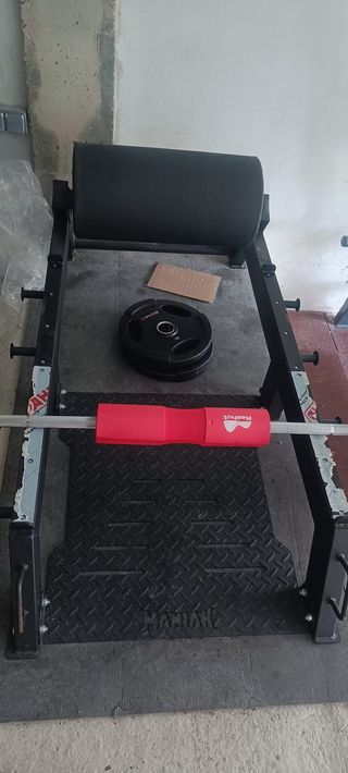 Máquina Hip Thrust