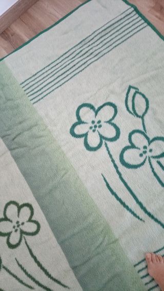 Manta de invierno Rasilan, como nueva. Cama grande