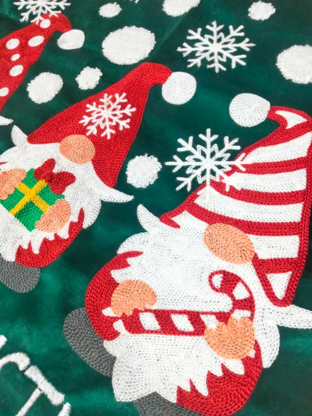 2 Capas para almofadas 45x45. Bordado. Motivos de Natal