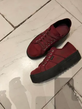 Zapatillas Victoria Rojas Talla 39