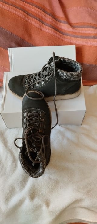 Botas trekking mujer negras y grises