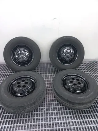 Llantas + neumáticos+ tapacubos Fiat Ducato