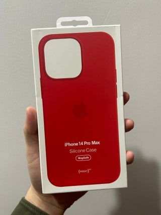 Custodia MagSafe per iPhone 14 Pro Max rossa