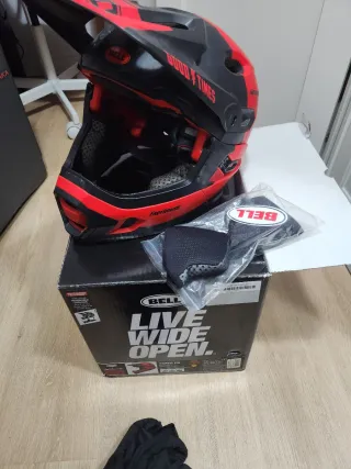 Casco Bell Super DH talla L