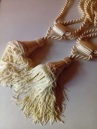 Cordones para cortinas dorados
