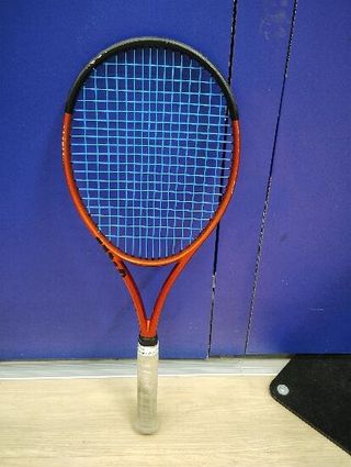 Wilson Burn 100 v5 300gr grip 3