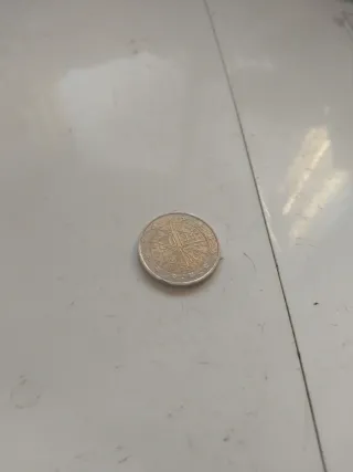 Moneda 2 Euros con defecto