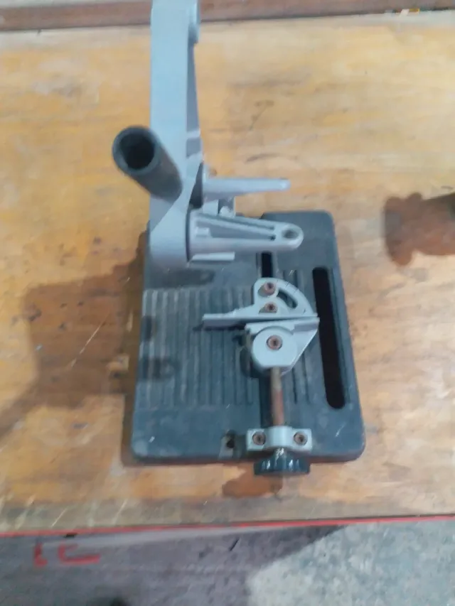 Soporte para amoladora angular 30x24x19