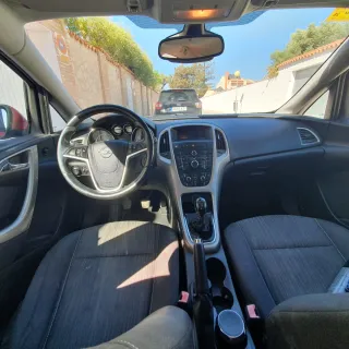 Opel Astra 2010