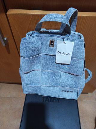 Mochila Desigual efecto piel vaquero