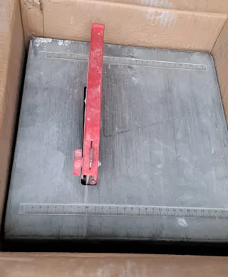 Banco Tagliapiastrelle in ottime condizioni