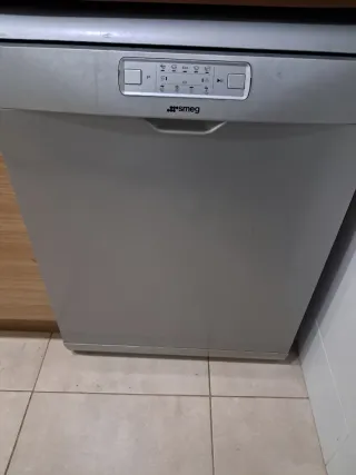 Lavavajillas Smeg A+ Plateado