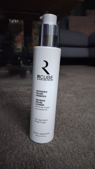 Rilastil RCube Detergente Peeling Enzimatico 200ml